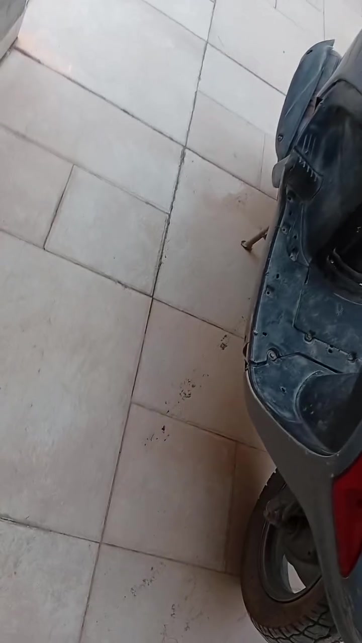 سلام عليكم درجه فراشه لبيع بيع خيط بخار وبيه نواقص الشراي يدلل مكان حله مال شغل سعره١٧٥ ***********
