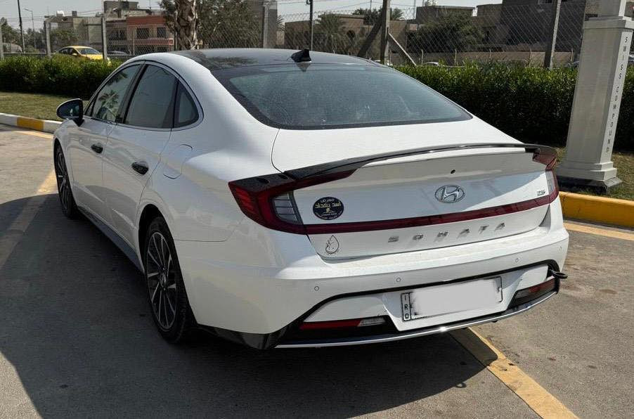 سوناتا موديل 2022 خليجي vip
اعلى فئه بلسوناتا مكينه 2500 
الوان داخليه 12 لون بلادي 
كشنات كهرباء بنوراما بصمه بردات خلفيه

السياره جديده ماشيه 74 عليها تغليف ppf رقم بغداد
السعر 197 ورقه للاتصال ***********
مكاني بغداد الغزاليه ، رقم بغداد باسمي

مكفوله كفاله عامه ما عدا 
طخه صغيره كد اصبع نهايه جاملغ خلفي
