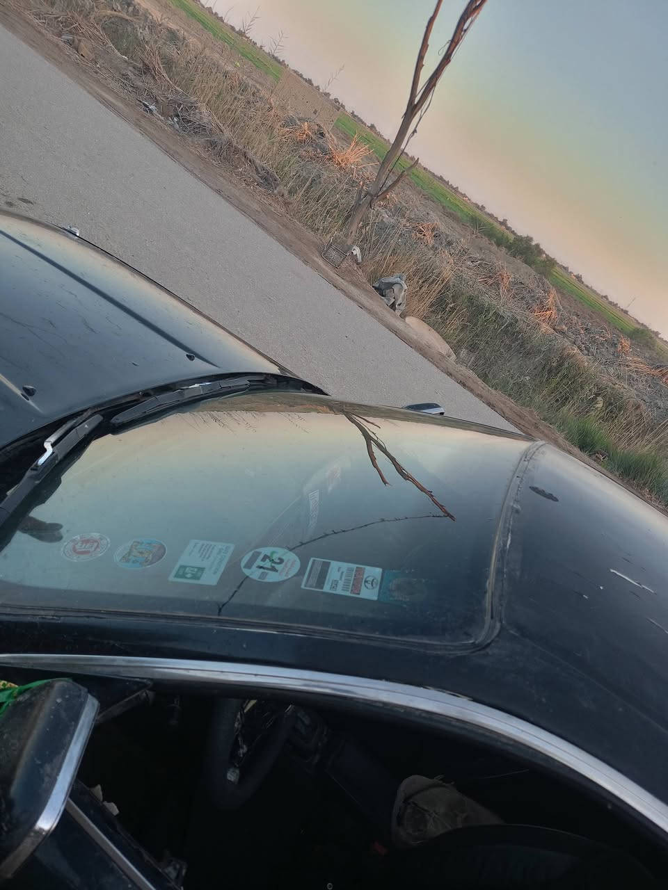 سلام عليكم خوان شيزر 92 سنويه 30 نكليزي راعيهه موجود سياره مكفوله من الكص ونقل الجثه عارضه 35 وبيه مجال لطيبين
ملاحضه السياره تريد صبغ صبغتهه مو حلوه 
*********** خابرني وتدلل
