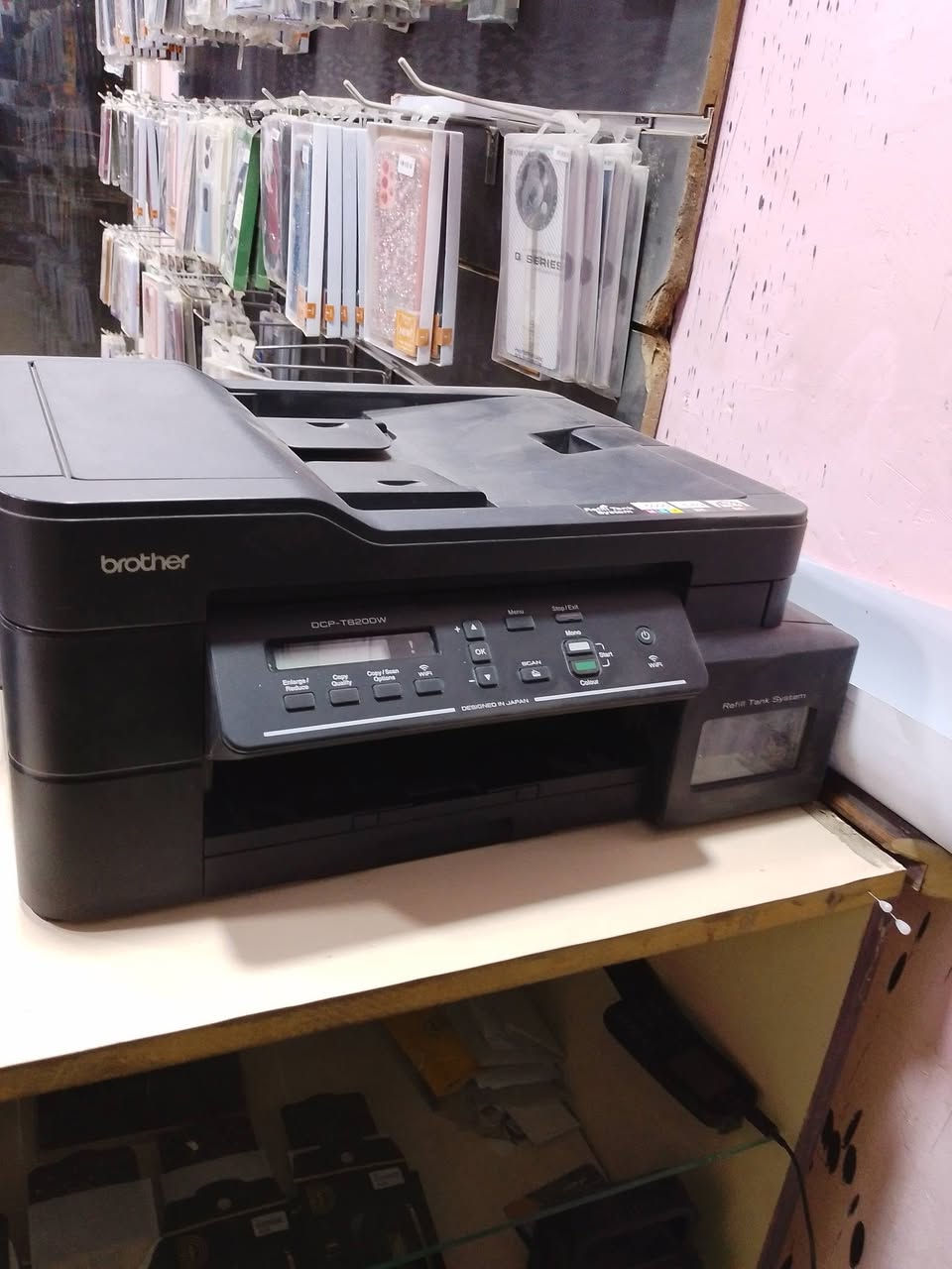 السلام عليكم عندي محل للبيع اكسسوارات موبايل مكان المحل حي الشهداه مقابيل بنزين خانه  استفسار نتصل عله رقم ‏‪***********‬‏و ***********هاذه لي واتساب وانا مكلف بنشر
