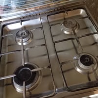 طباخ مستعمل • نظيف • شغال