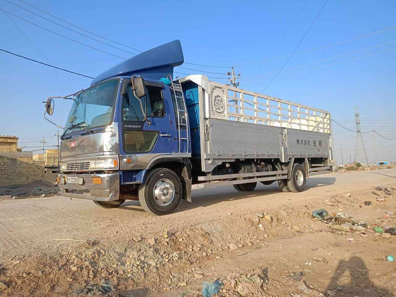 السلام عليكم  هينو طيره ٦اوربع ابلادي مكينه 80عادي جديده لاصرف ولا بخار تخم تاير جديد حداديه فول رقم انكليزي بسمي او هذا رقمي ***********
