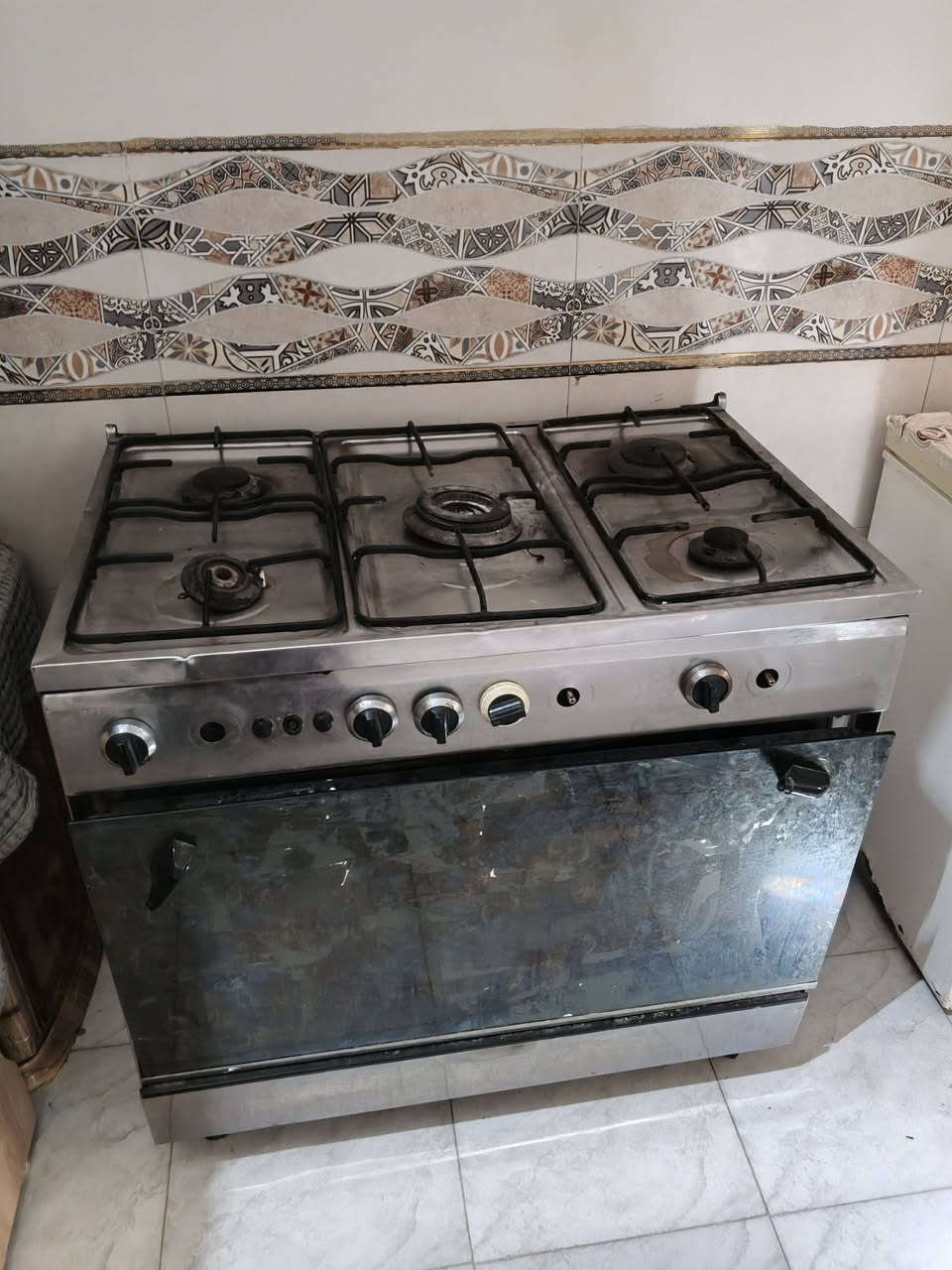 للبيع مكاني كربلاء حي الاطار ات كلهن شغالات 
***********
