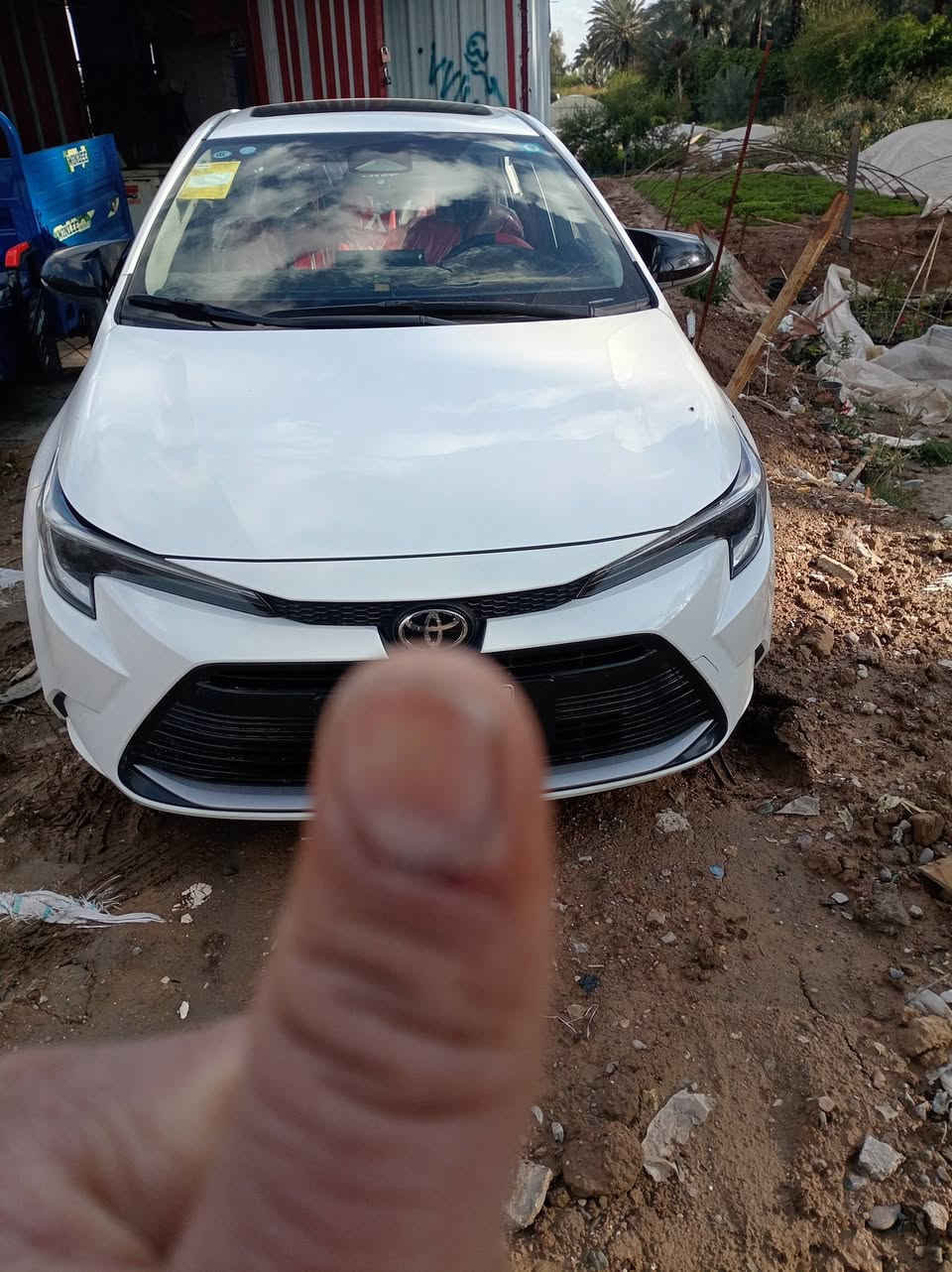 السلام عليكم للبيع كورلا هايبرد الشكل الأمريكي موديل 2025
فول مواصفات 

كشن كهربائي

داخل أحمر

رقم بغداد باسمي

ماشيه ٢١ استخدام شخصي

بيها طخه بالاهلال مال جاملغ الخلفي موضح بالصورة

راجعه بارد 

السعر ١٥٥ بيها مجال بسيط للشراي مكان بغداد صدر القناة رقم الهاتف ***********
