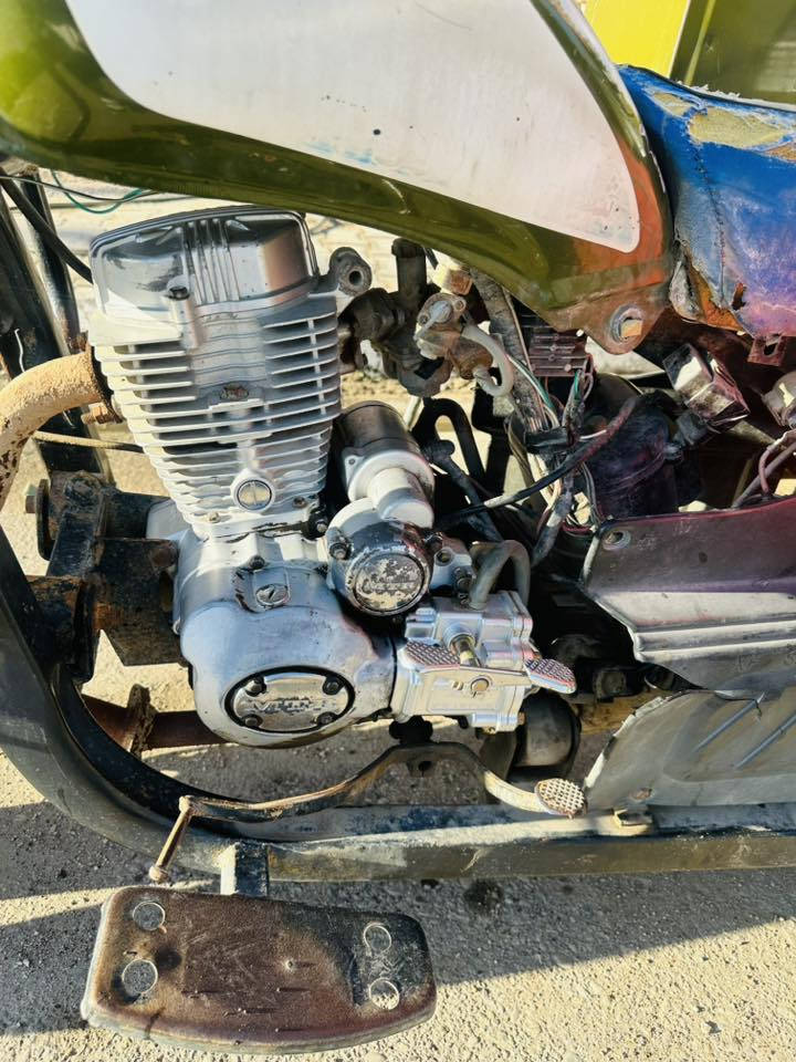 من رخصة الادمن المحترم
سلام عليكم ستوته للبيع فقط فقط 🗣️🗣️جمره   أوراق اصولي  مديل (٢٠١٩) وبيهه( محرك ٢٣ام تي آر  أبو الحاسبة ) (و كير٢٦  ) كفالة عامه  

غير متواجد علا فيسبوك رقم ***********  وتساب 

السماره الرميثه  ‏الله يرزق جميع
