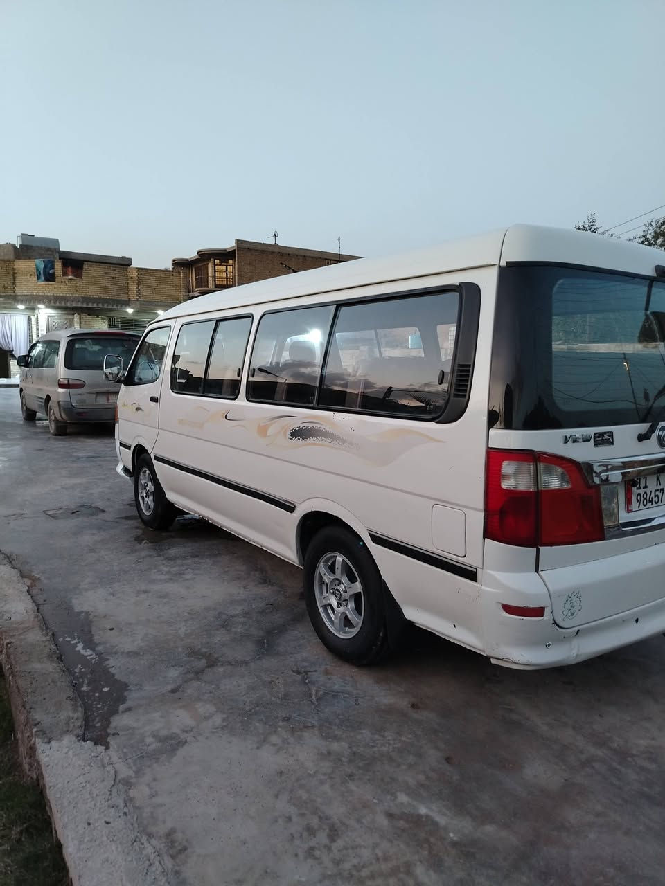 سلام عليكم فتون موريل ١٧ مكينة وكير وكسن مكفولات تخم تاير دوشمة جديدة مكفولة من صبغ رقم بغدادالنكليزي رقم الهاتف ***********مكان سيارة بغداد
