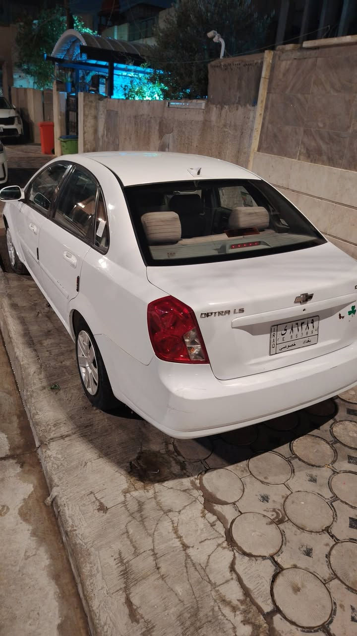 سلام عليكم اوبترا 2012 خليجي شركه العامه بيه فقط بنيد كير مكينه كفاله تخم تاير جديد باتري جديد عليه ادامه كامله معروضه ٨٠ مكان بغداد طوبجي ***********
