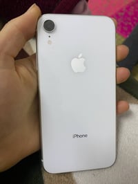 ايفون XR ٦٤ • بطارية ٧٦ • ابيض