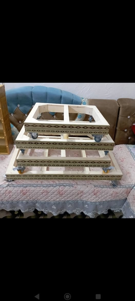 قاعده ثلاجه مجمده طباخ براد غساله خشب روسي اصلي ثخين السعر حسب القياسات الي يريد  يتفظل خاص ويطيني القياسات طول وعرض توجد خدمة توصيل جميع المحافظات 5 الاف


**إذا كنت صاحب هذا الإعلان وتريد حذفه لأي سبب، رجاءا أرسل رسالة إلى الدعم الفني**