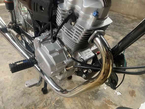 سلام عليكم دراجه امتياز للبيع  مكفوله من كلشي موديل 2025 العنوان صلاح الدين بلد ناحيه يثرب التصال على هاذا الرقم *********** السعر 675 بيه قليل
