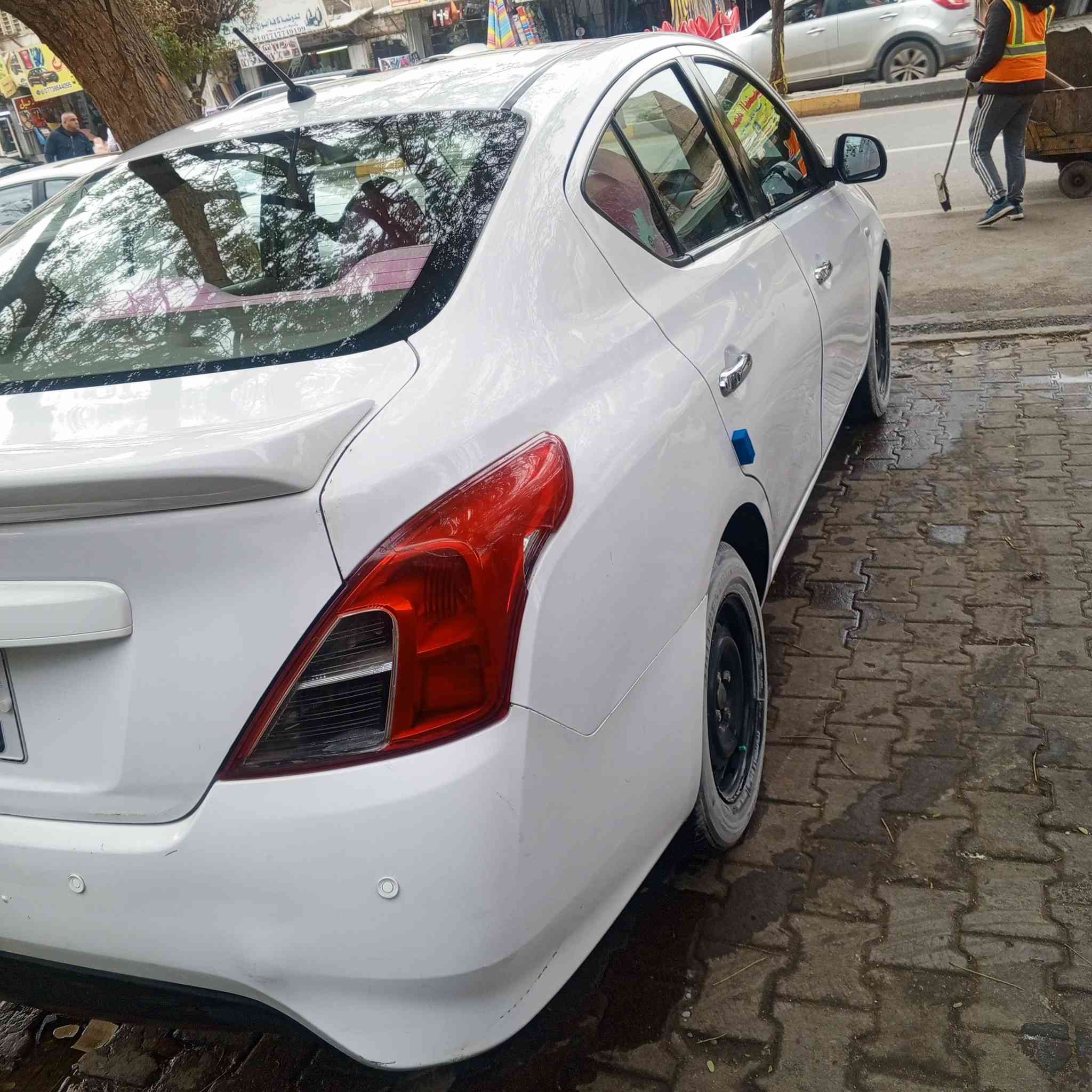 سني 18
بغداد ب اسمنا
وياها سونار 
بيها بعض الطخات الناعمه
سيارة كامله 
السعر 95


**إذا كنت صاحب هذا الإعلان وتريد حذفه لأي سبب، رجاءا أرسل رسالة إلى الدعم الفني**