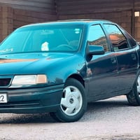 سياره أوبل فكتره محرك ١٦ موديل ٩٠ محدث ٩٥ سنويه مالتها ل ٣٠ بأسمي  رقم...