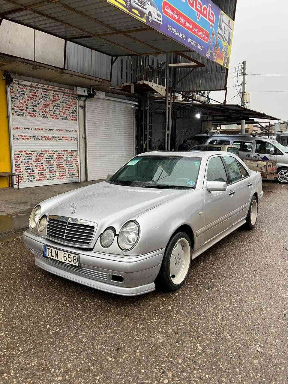 مێرسیدیس عفریت ۱۹۹۸ زۆر تازەو جوان بێ مەسرەفە 
سلایتە مەکینەی لیکسزی ۸ بستۆنە جرکەی تیانیە 
مەنەفێستە تاقم تایەو ویلی لۆک AMG كالار, السليمانية


**إذا كنت صاحب هذا الإعلان وتريد حذفه لأي سبب، رجاءا أرسل رسالة إلى الدعم الفني**