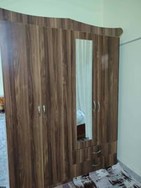 كنتور اربع ابواب للبيع  السعر 150  07782042535///07508902028