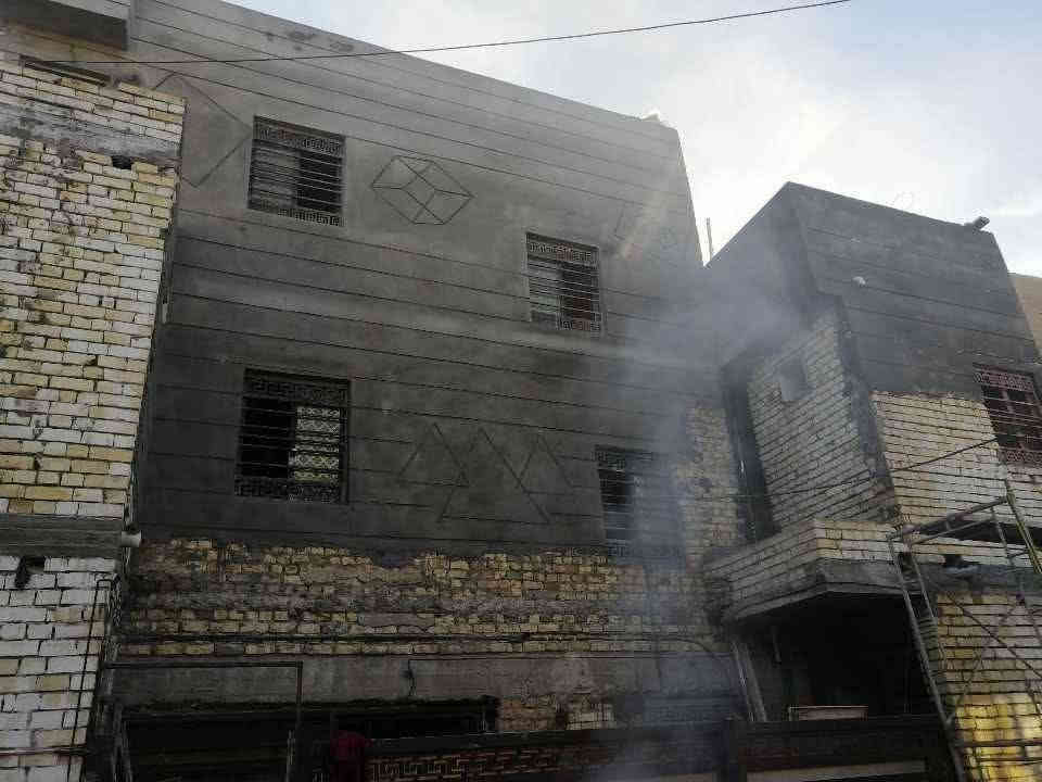 سلام عليكم خلفه لبخ 
سمنت جراره سقل تشميع تصفير مصاطر وجهيات 
جص وبورك 
سيراميك بغداد الكرخ فقط
***********
