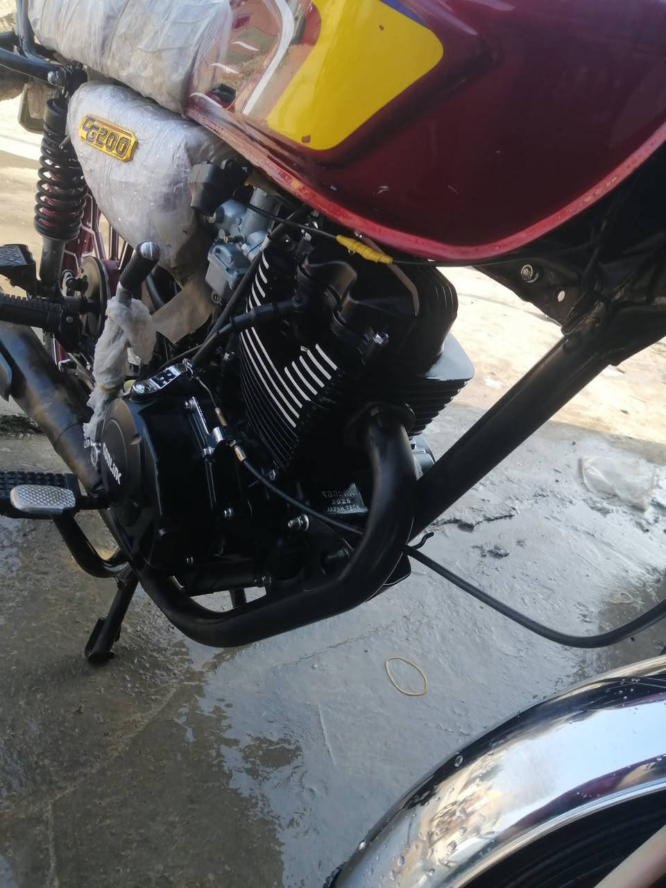 سلام عليكم2025 سفانه 5كير مكينه 200 لعنوان بابل جبله شارع 20 سعر 800وبيه مجال بصيط ***********رقم
