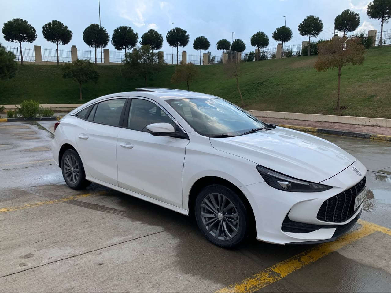 MG gt 2025
فوول مواسه‌فات 
بۆیاخ ته‌نك 
هیچی پیوه‌ نیه‌ 
٨٠٠٠ ڕۆشتووه‌
*********** السليمانية, العراق
