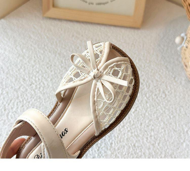 ✨ دلعي أميرتك بأناقة ناعمة تخطف القلب ✨
حذاء بناتي تصميمه راقي ومريح للمشي اليومي والمناسبات 🌸
تفاصيل الدانتيل مع الفيونكة تعطي لمسة فخامة تليق بأجمل إطلالة 👡🤍

📏 القياسات المتوفرة:
24 – 25 – 27 – 28 – 33

📍 متوفر في سنتر علي الهادي لأحذية الأطفال
الكوت – شارع ألف عافية – ركن شارع بدلات الأعراس – مجمع جنائن واسط
📦 توصيل لجميع محافظات العراق


**إذا كنت صاحب هذا الإعلان وتريد حذفه لأي سبب، رجاءا أرسل رسالة إلى الدعم الفني**