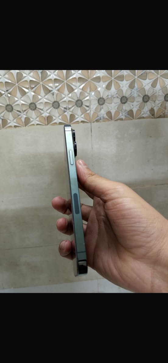 13برو ماكس
جهاز نضافه100/100 مبدل شاشه فقط الاصليه مال تفصيخ  المكان الناصري مركز *********** سعر خاص
