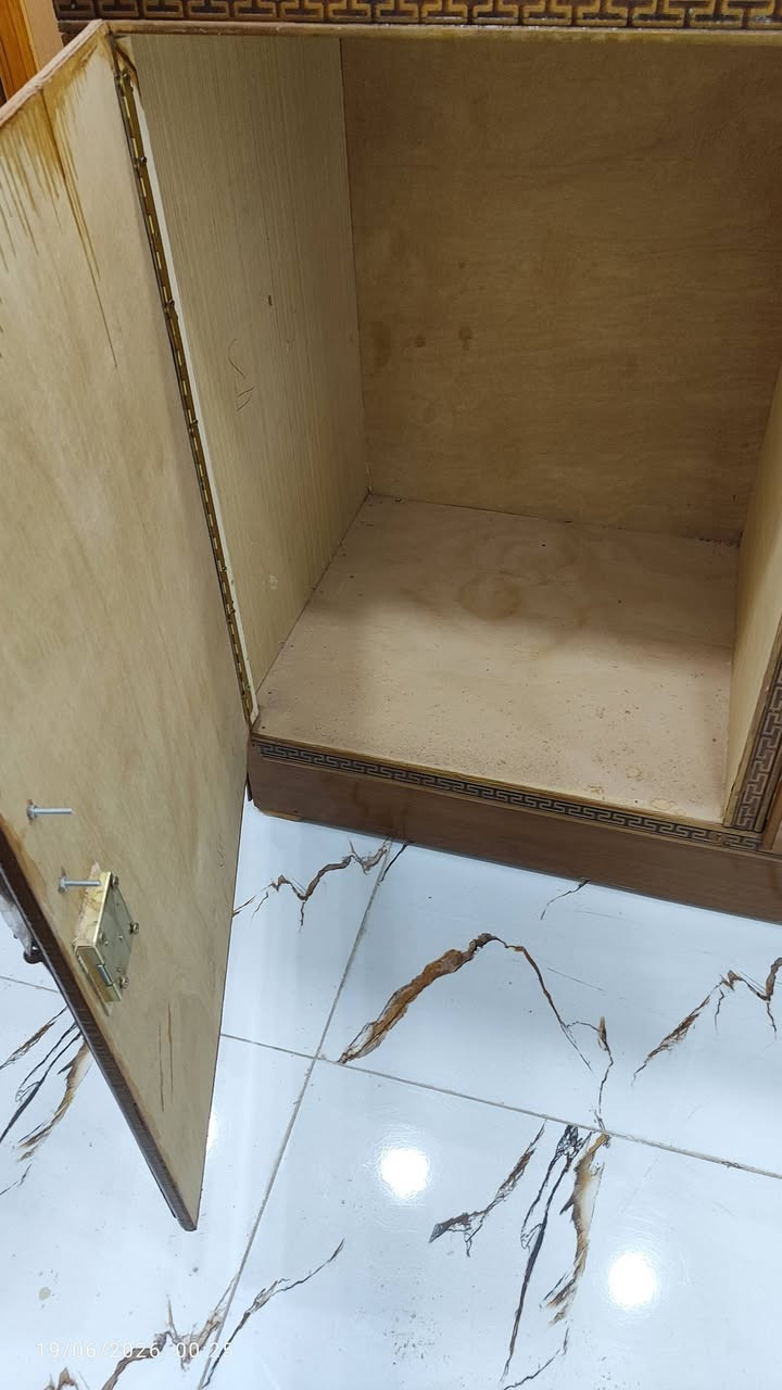 معرض نجارة المنتظر 
بوفية تزكام جديده  عليها تخفيض 50٪ وبسعر 125 الف فقط 
طولها 2 متر ونص 
📍موقع واسط قضاء الحي شارع الشباب 
للستفسار التصال 
***********.   علي
