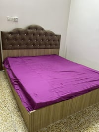 غرفة تركي مستعملة للبيع مابيها اضرار السعر ٣٠٠ وبيها مجال  الاستفسار ا...