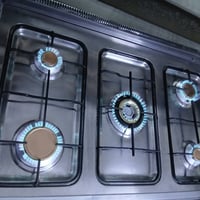 طباخ تكنو عشتار مصري للبيع شرط نضافة شغل السعر ١٦٠الرقم الهاتف 0770618...