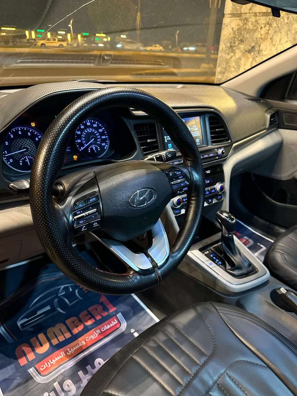 🚗 ألنتره  2020 - وارد أمريكي  🚗
المواصفات:

 المحرك: 2000 دوش 🧡
كير AT المرغوب 

 اللون: سلفر

 الرقم: اربيل وباسمي (التحويل مضمون)

 المكان: الفلوجه 

 تخم تاير جديد.

 نص فول 

منضومة غاز 60 L

منضومة زنون200$

—————————-

 حادث سونار مرفق مع صور المزاد

💰 السعر: 128 وبيهة مجال 

📞 للاستفسار والتواصل

 واتساب أو اتصال ***********
