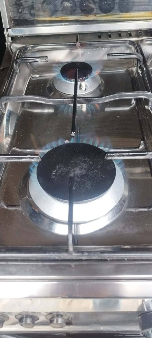 🔥 عرض مميز – طباخ يونفيرسل مصري ستيل5 عيون 🔥
✅ حجم عائلي: 80×60 سم
✅ 5 شعلات قوية
✅ فرن شغال خطين – يشتغلوا سوا للطبخ السريع
✅ ستيل مقاوم وسهل التنظيف
💰 السعر: 170وبيه مجال 
🔹 للبيع أو المعارضة حسب الاتفاق والقناعة 🔹
✨ مناسب للعوائل والاستخدام اليومي – لا تفوت الفرصة! ✨


**إذا كنت صاحب هذا الإعلان وتريد حذفه لأي سبب، رجاءا أرسل رسالة إلى الدعم الفني**