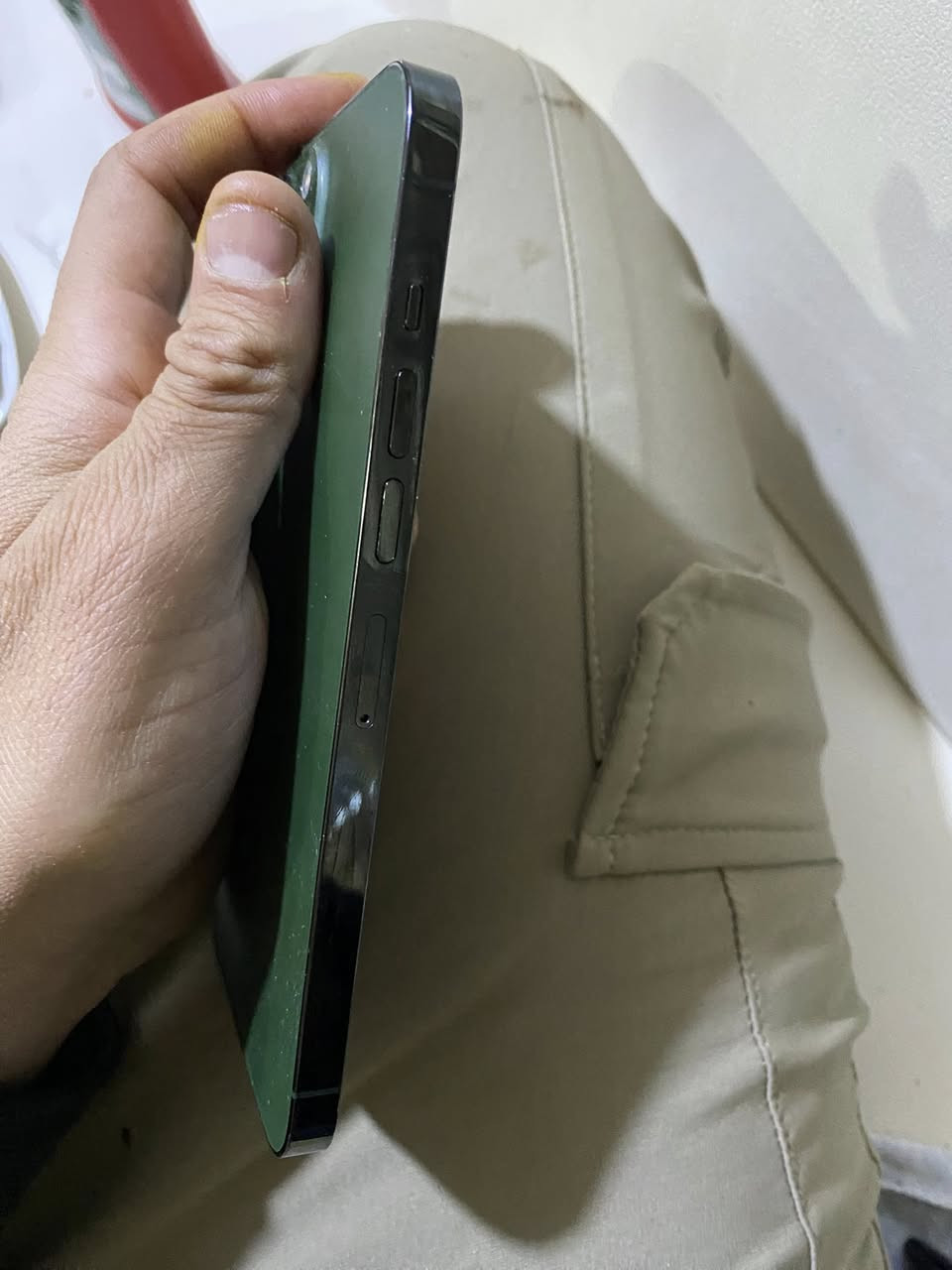 سلام عليكم ايفون ١٦ برو ماكس السعر ٦٥٠. مكفول بي طبع خفيف بل شاشه على وضع الشركه البطاريه ميه شرط ما مفتوحه جهاز كلها بلادي اصلي  شرق اوسط مكاني محاويل 
*********** بي وتساب
