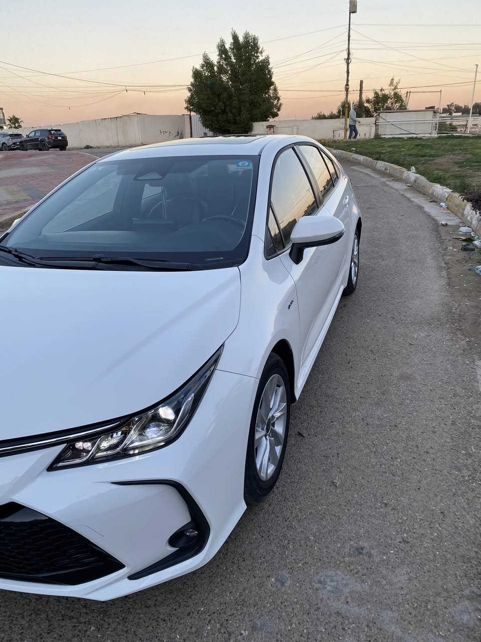 السلام عليكم للبيع
تيوتا كورلا 
موديل 2025 
ماشيه 4000 الف زيرو بعدها 
سياره شكل الخليجي فول 
بصمه 
فتحه 
شاشه 
كشنات جلد 
تحكمات فول 
هند بريك بصمه 
سياره فول ماعده كشنات مو كهرباء 
تحويل مباشر 
المكان العطيفيه 
السعر 158 ورقه وبيها مجال بسيط الشراي 
الاتصال هـ☎️***********
