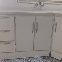 مكينة ٢١ غرزة • حالة ممتازة • قياس ١٫٩٤ سم