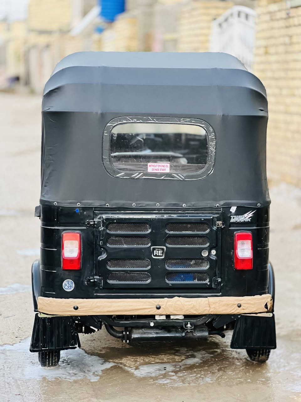 سلام عليكم تكتك للبيع مديل٢٠١٩ التكتك رقم انلكيزي وسنويه العنوان بغداد الحبيبيه رقم الهاتف ***********
