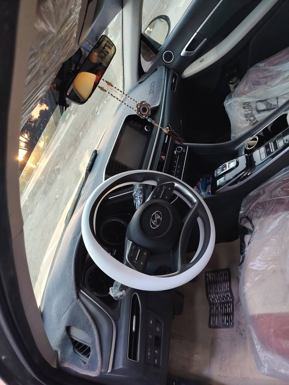 السلام عليكم ورحمة الله 
سوناتا امريكي 23قطعتين تبديل جملق وبنيد فول تحكمات ردرات قياده ذتيه توقف ذاتي مانع نزلاق سايد بريك بصمة تحديد مسار قيادة ذاتية مكانه 2500تنفس طبيعي معوقين  تحكم الستيرن جهتين العنوان البصرة كرمة علي السعر160بيه مجال   *********** شوف كدامك الحادث @
