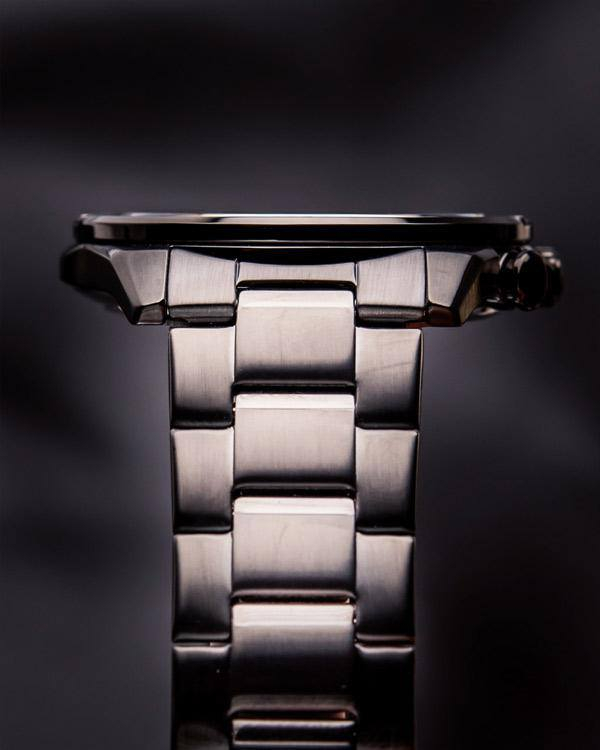 ⌚ ساعة إديفيس كاسيو EFR-S567DC-1AV
الأصلي 100% – تصميم أنيق ورياضي مع كريستال ياقوتي مقاوم للخدش!
🔹 هيكل وحزام: فولاذ مقاوم للصدأ
🔹 مقاومة الماء: حتى 100 متر
🔹 عمر البطارية: 5 سنوات
🔹 ميزات: ساعة كرونوغراف دقيقة، عرض التاريخ، عقارب وأقراص توقيت دقيقة
🔹 وزن: 136 جرام
🔹 سمك الهيكل: 9.5 مم، تصميم نحيف وأنيق
🎨 لمسة رياضية مع اللون الأخضر على الأربعة براغي، ومظهر فاخر يناسب كل المناسبات
📍 العنوان: سيروان سيكو – بغداد، ساحة الرصافي، سوق الأمانة
📞 الرقم: +964 770 539 2884 واتساب

متوفره في محل المفرد
📍 العنوان: Magic House – بغداد، الأعظمية، شارع الضباط، مقابل كراج الصباح، داخل عمارة فايف ستار
📞 الرقم: *********** (واتساب متاح)

#ساعات #كاسيو #إدفيس #ساعات_رجالية #هدية #MagicHouse #سيروان_سيكو #بغداد #متوفر_داخل_المحل
