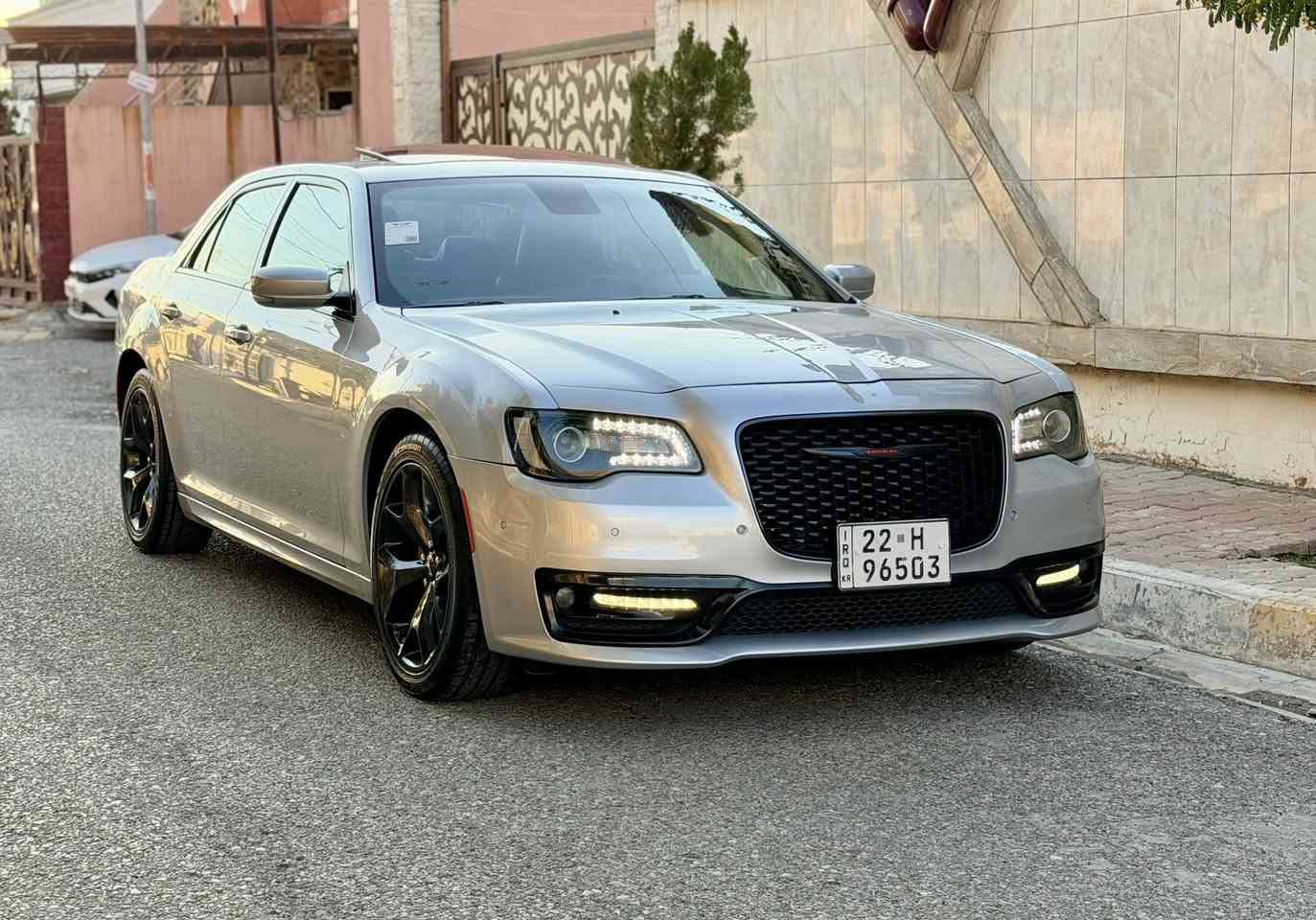 كرايسلر اوباما 
موديل 2022 كلين تايتل 
مواصفات s 
بنوراما 
شاشه كبير 
تشغيل عن بعد 
رادار جانبي حساس امامي و خلفي 
سماعات البينا 
كشنات جلد و تدفئه 
ماشي 70 الف
مكان سياره كركوك 
سعر 315 
***********
