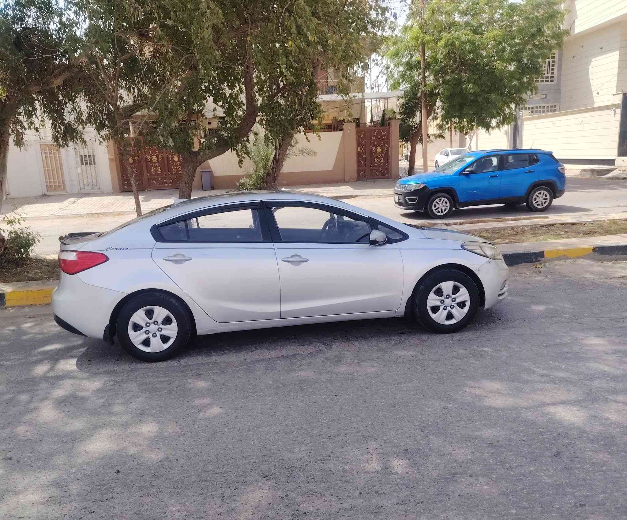 اسلام عليكم سياره سيراتو مكفوله كفاله عامه عدا صبغ جاملغ وبنيد الرقم قادسيه سنيويه 2031 المكان نجف السعر على الرقم ***********

