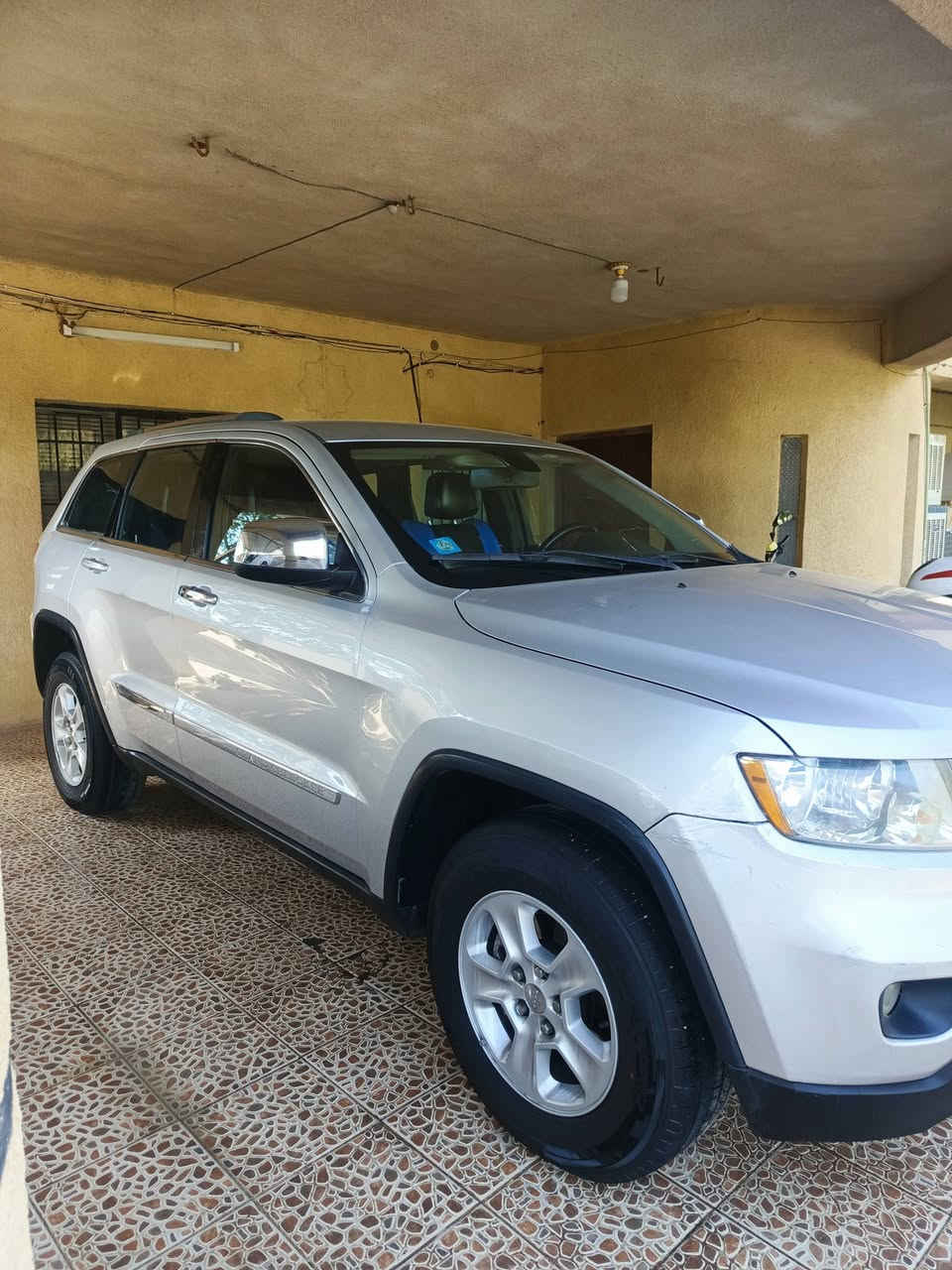 سلام عليكم جيب الاريدو2012 كلين كفاله عامه من الصبغ وتبديل سونار مرفق مع المنشور  كير ومحرك مكفولات صدر أمامي خلفي جديد تخم تاير جديد كله جديد مواصفات بصمه تحكمات سترين جهتين شفتات سترين كشنات جلد كرسي كهرباء شاشه كامره حساس خلفي رقم بغداد دولي بسمي سياره جديده مكفوله كفاله السعر 167 وبيه مجال بسيط العنوان ديالى بعقوبه الاتصال‏‪***********‬‏
