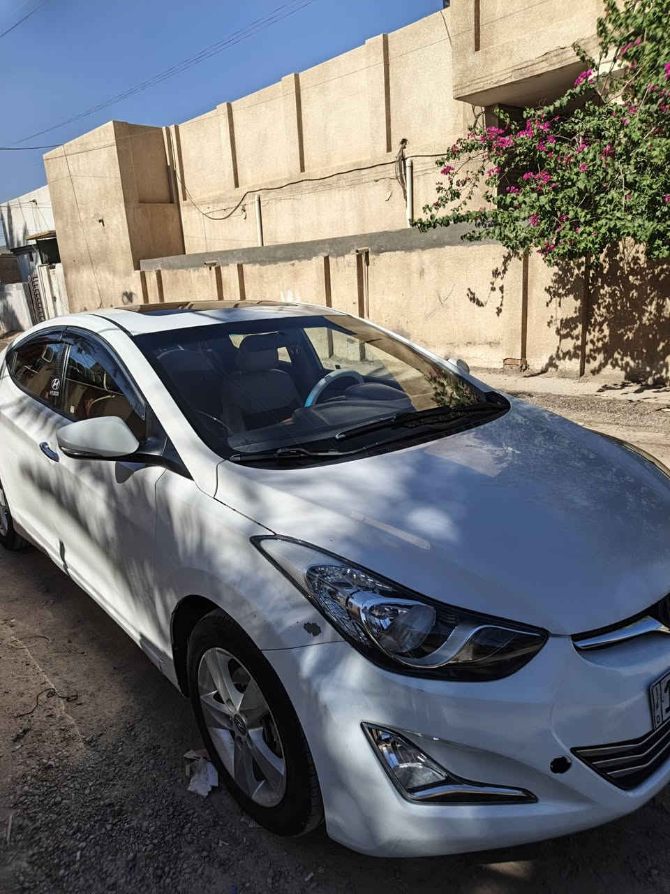 النترا 2014 خليجي
فول ماعدا البصمة 
السيارة بيهة صبغ بنيد اثر حرك بالضفيرة 
وجاملغ خلفي جهة السايق مصبوغ نص بدون دواخل 
الدوس 2مصبوغات وقبق الجنطة بي بارد جوة الرقم 
مكينة 1800
مكان بابل ـ حلة 
سعر 10.000$(شده) 
***********
***********

