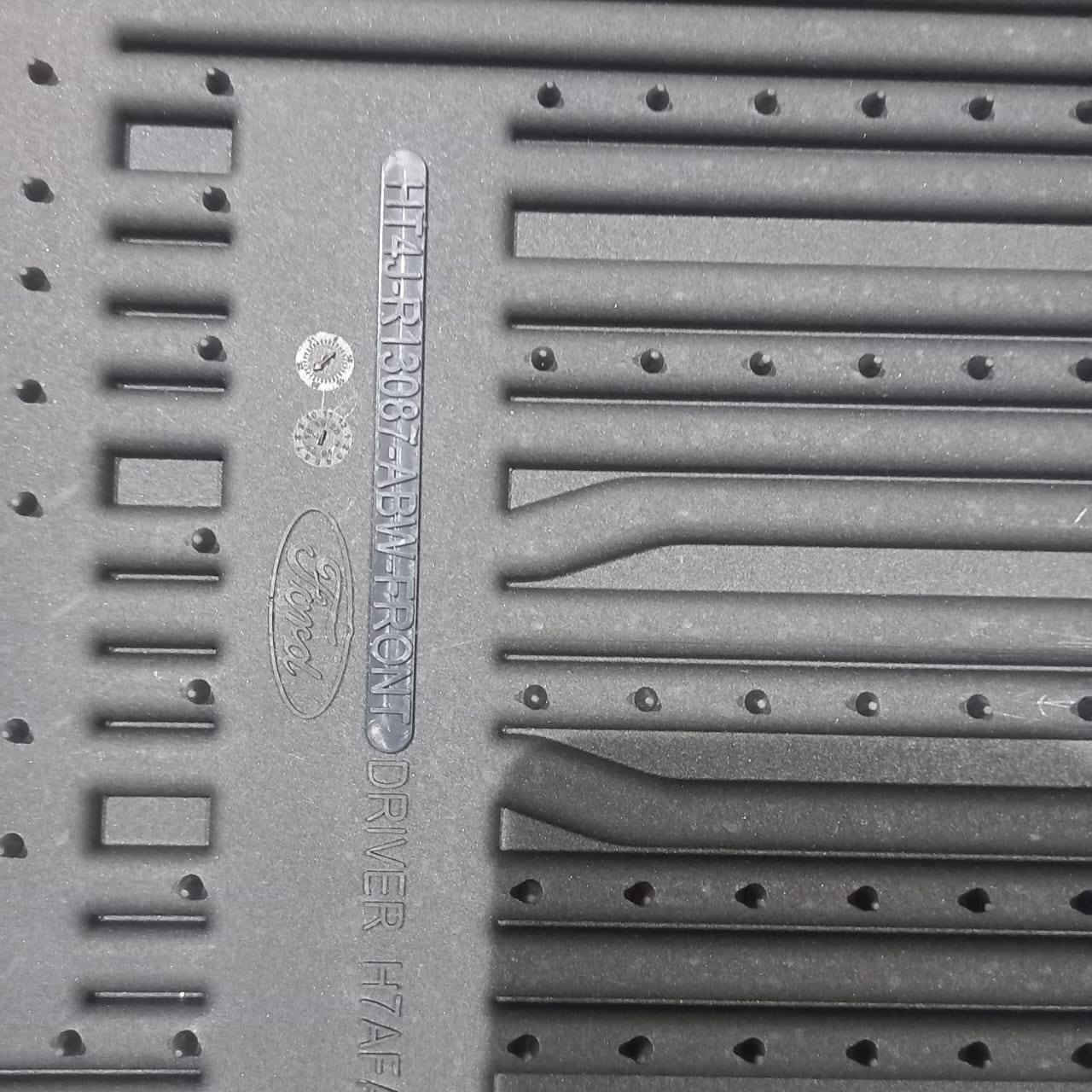 السلام عليكم ورحمة من رخصة الادمن
السلام عليكم ورحمة الله توفر عندي ارضيات ربر فورد ايدج الأصلي استيراد خاص من شركة فورد والكود الشركة موجود 
الظهر محبب ما يتحرك حوضي يحفظ الاتراب داخله ما يطلع ريحه ما يجرد لونه بالغسل 
يرهم من موديل 2015-2024
اخر قطع اسعار جوه السوق
رقمي واتساب *********** او خاص متوفر دائما
