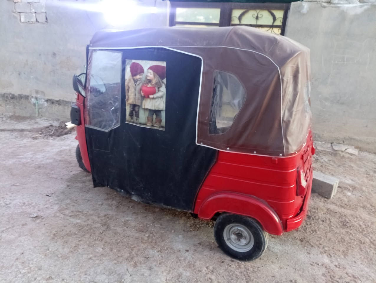 تكتك للبيع موديل 17السعر 3300العنوان الحمزة الغربي ***********
