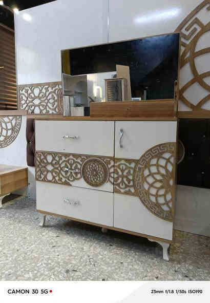 غرفه نوم تركي...نظاافه فوول
السعر 400 مع الشد والنقل..مكانه بغداد
الحجز ع واتساب فقط ***********
