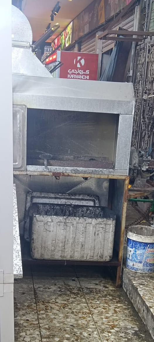 سلام عليكم محل مشاري متكامل للبيع عنوانه البصره القديمه شارع عام مقابل باجه ابو عيس قريب على جامع البصره الكبير لاستفسار وتواصل ومعرفه السعر يرجاء تواصل على صاحب هذا رقم *********** موجود واساب او اتصال
