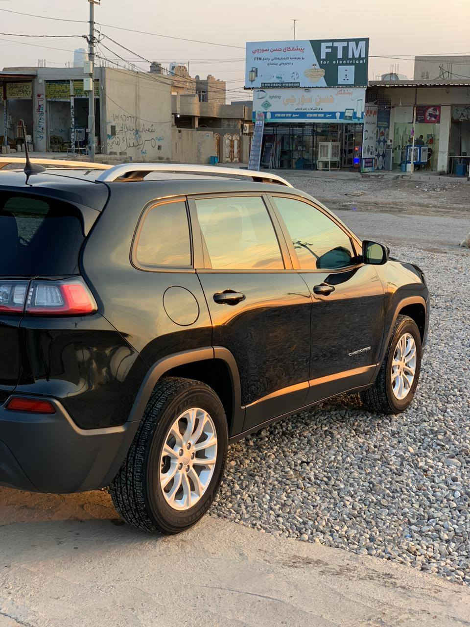 من رخصة الادمن المحترم
جيب بزون 2020 محرك 4 سلندر 2400 رقم اربيل دولي سنوية لل2027 باسمي ماشية 59الف كيلو بيهة بس البنيد صبغ بدون دواخل السيارة شرط من الدعامية للدعامية السعر 160 ورقة مكاني تكريت للاستفسار الاتصال على هذا الرقم *********** او مراسلتي على الخاص
