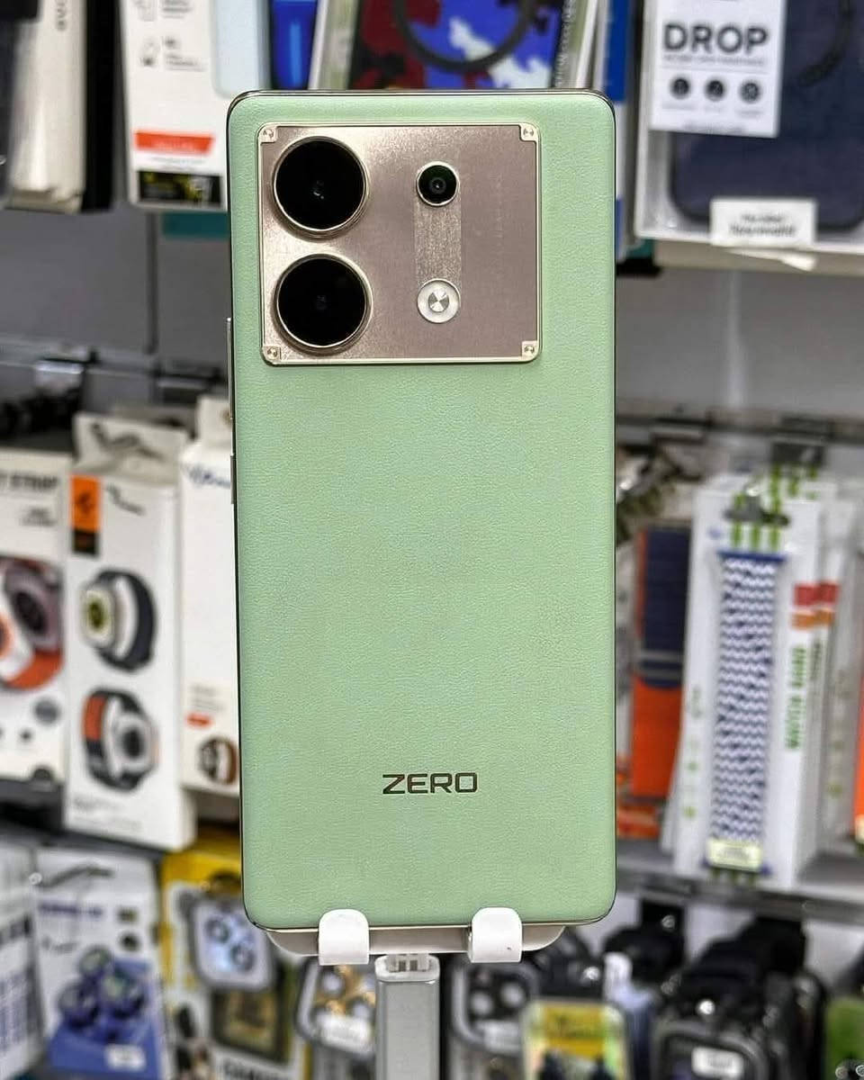 السلام عليكم اكو توصيل باب البيت معه ضمان
1_كلكسي اس ٢٢ الترا  جهاز مكفول بعده بجيس شرط اذا بي شخط يرجع جهاز مكفول نضافة ١٠٠/١٠٠ ذكره ٢٥٦ نسخه امريكي 

2_انفنكس زيرو 30 5G مظلع
مستعمل النظافة 100‎% مع كارتون وكامل ملحقات 
الذاكرة 256
رام 12+
عنوان مفرق السده الهنديه *********** وتساب تصال
