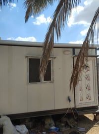 للبيع كرفان الطول 3 * 4 نضيف جدا الموقع ابو دشير خط النفط للاستفسار 07...