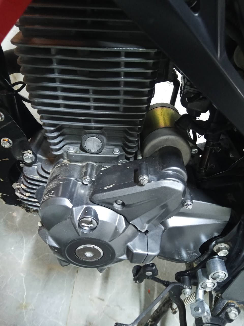 السلام عليكم ..
دراجة RK200 cc
موديل 24
تحويل ثاني يوم 
مامشتغلة دلفري.
العنوان بغداد
*********** السعر مليونين ونص وبيهة مجال
