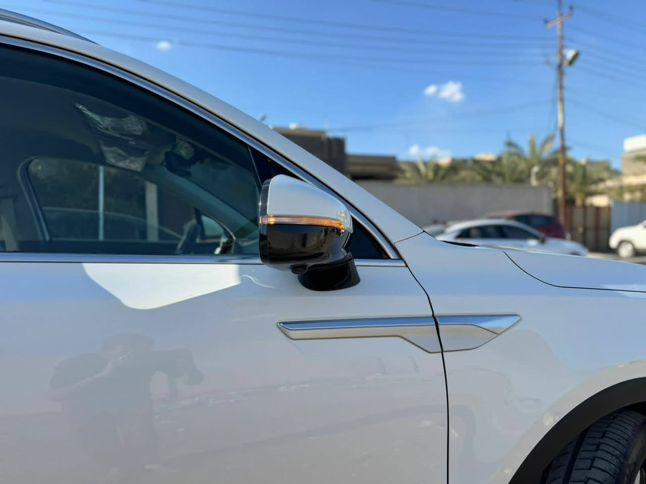 سورنتو موديل ٢٠٢٥
ماشيه 5 الاف
رقم بغداد 
سياره بحاله الوكاله زيرو
مواصفات 5 كامرات 
رادار خلفي رادار أمامي كشن كهرباء ويل 20
الشركه الدوليه فول مواصفات عدا البنوراما 
سياره مكفوله من الزلغ شراي يتصل
رقم الهاتف ***********
