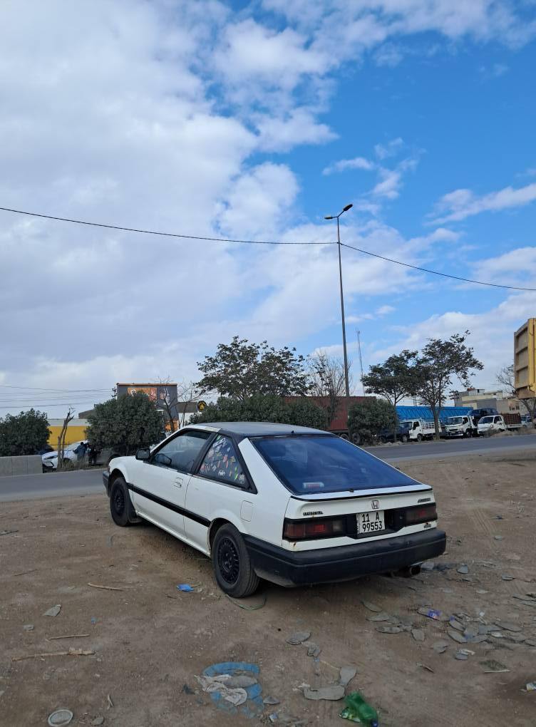 السلام عليكم هونده اكورد للبيع رقم بغداد السياره بعدها على وضع الشركه مملعوب بيه لا مناحيه الكير ولا المكينه دواخل جدد بس يرادله شويه ترتيب بسيط تخم تاير جديد السياره خير من الله عليها كزوز رياضي السياره فئه exr تجي عدادات شاشه ومن المعدودات بلعراق الي اجني من فئه exr  
كلشي شغال بيها بس بيها تلكيطات خياس بسيطه وبس  
مكان السياره بغداد السيديه  
رقمي *********** بغداد, العراق
