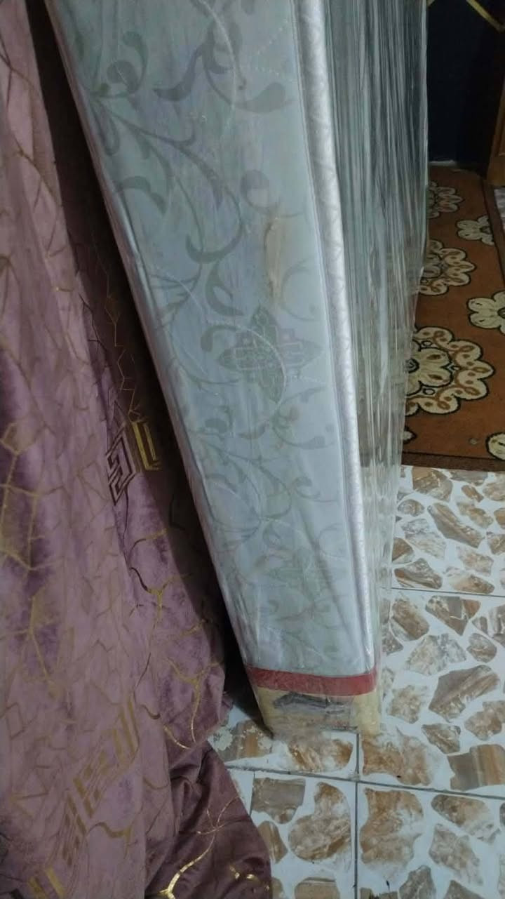 ثلاجه للبيع اخت جديده اي عطل مابيه سعر ٢٠٠ بيه مجال دوشك نفرين هم جديد بجيس مامستعمل سعر ١٠٠ بي مجال مكاني بغداد شعله دوانم


**إذا كنت صاحب هذا الإعلان وتريد حذفه لأي سبب، رجاءا أرسل رسالة إلى الدعم الفني**