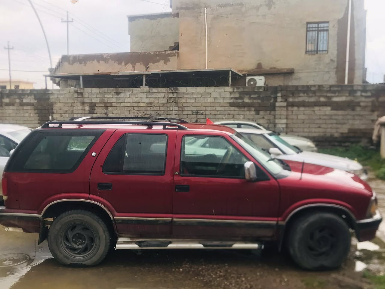 شوفر ليت بلايزر🎁
#شوفرليت
                   👍🏻BLRZER

موديل 1995  
گير ومحرك ملكه ڤيڤيتي نشاط فول 🚀
كهربائيات كلها شغاله 
السيارة حيل نضيفه
مسجل شاشه سماعات جدد🔊
تواير جدد🛞
لايت عالي ناصي شغالات 
قرفه نضيفه
رقم نينوى فحص 
السعر 45 وبيها مجال شي قليل
او مراوس بي ام 525 كبس أوتوماتيك
حسب الاقتناع❤️
مكان السيارة 
صلاح الدين الشرگاط الخصم 
الخاص مفتوح


**إذا كنت صاحب هذا الإعلان وتريد حذفه لأي سبب، رجاءا أرسل رسالة إلى الدعم الفني**